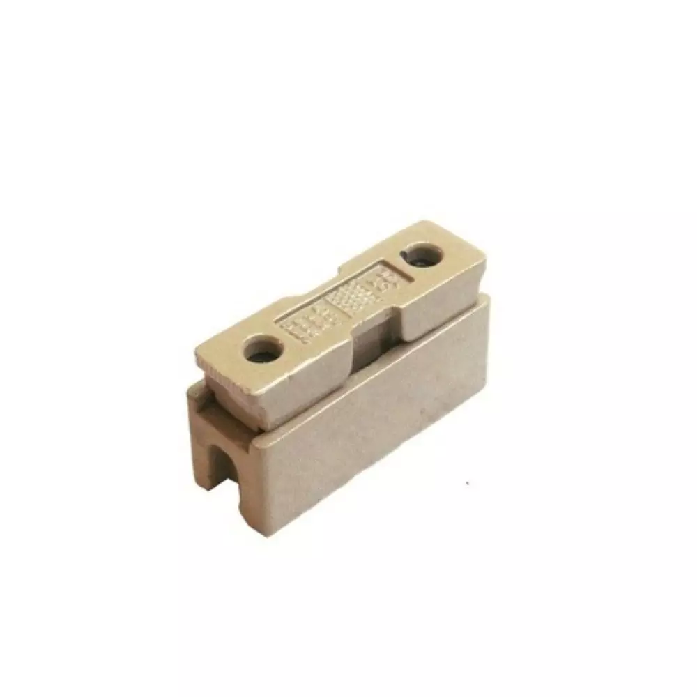 Benlo Kit-Kat Fuse 3 Pole 32 Amp Current, 70329