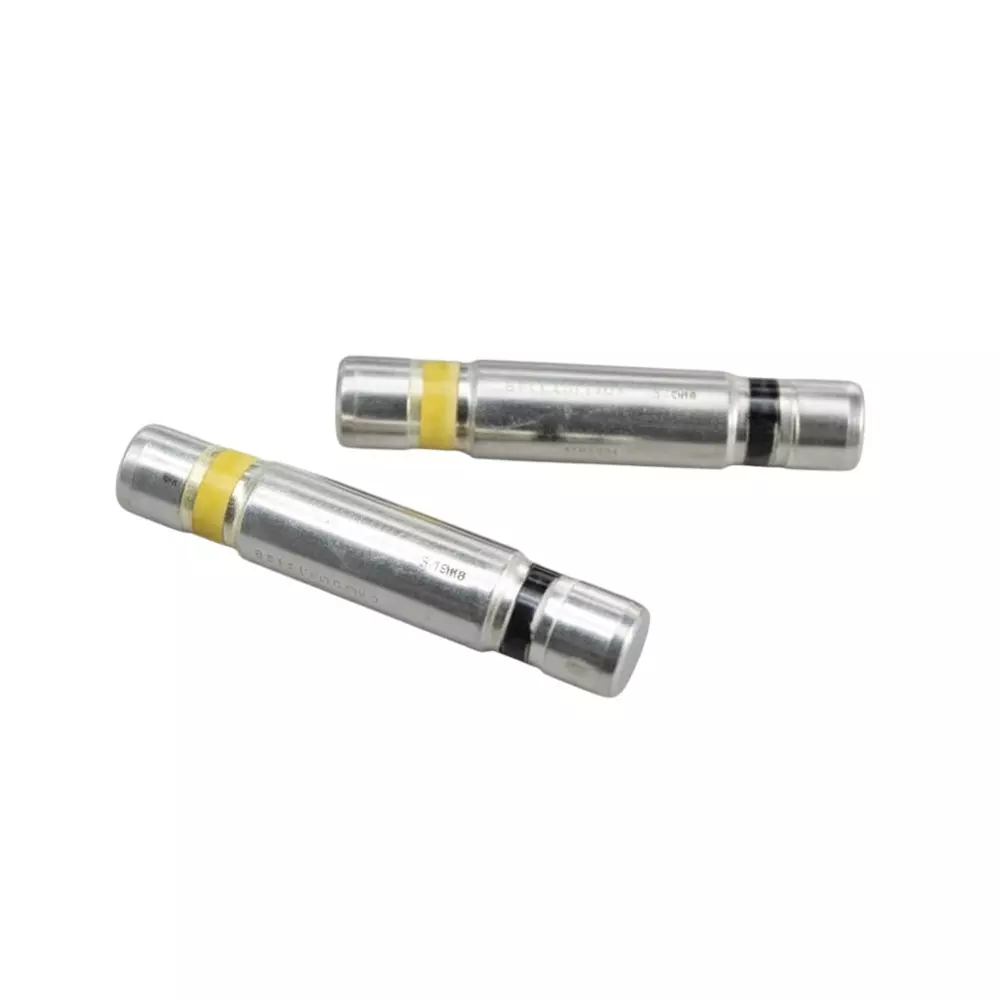 Littelfuse SL1026 Series Gas Discharge Tubes 3 Electrode 20 kA 700 V Clip Termination Style 9.1x45 mm, SL1026-700