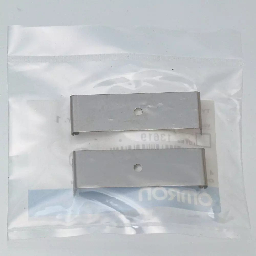 Omron Slit Built-in Type Wearing Method, E39-S65C