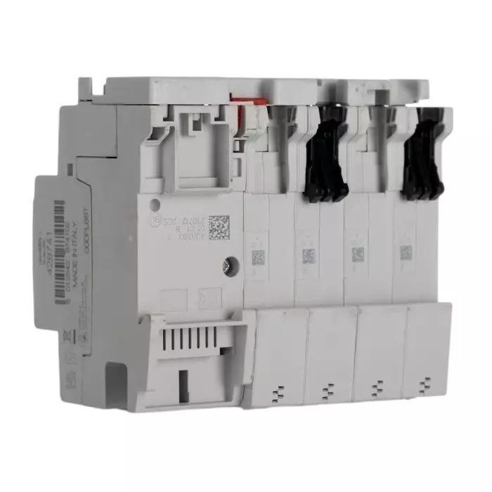 ABB RCBO, 32A Current Rating, 4P Poles, Type C, 2CSR254001R1324
