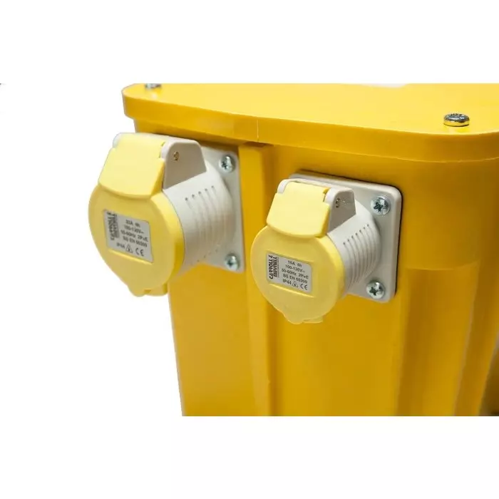 Carroll & Meynell Single Phase 2.5kVA Site Transformer 230 V AC Primary ±55 V AC Secondary 1x32 A 2x16 A O/P, CM5000/210/PT/RS