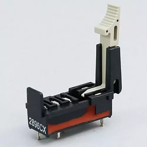omron-relay-socket-1000-mohm-or-more-d-v500-v-insulation-resistance-type-p2r-057pc