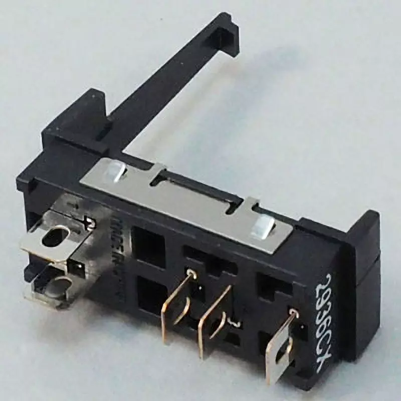 omron-common-socket-p2r-05a