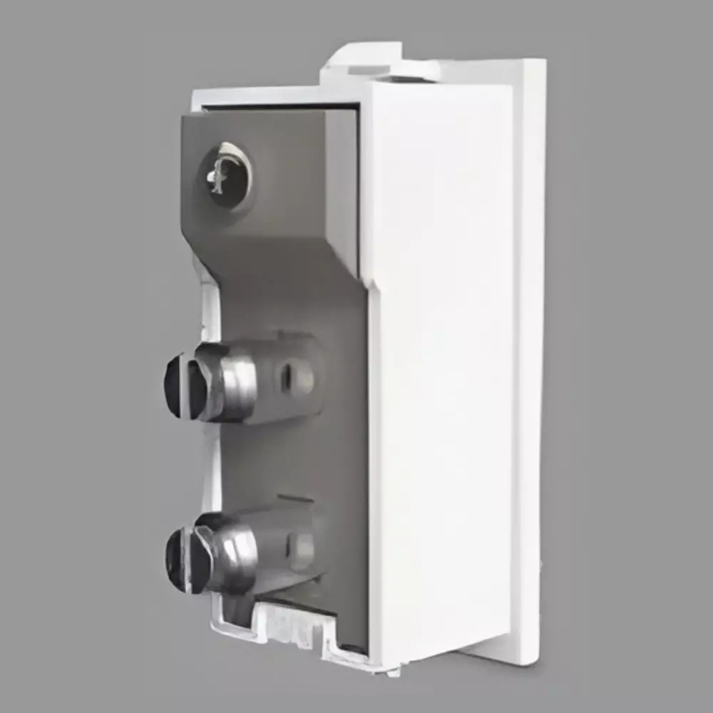 Cona Status 1 Way Switch With Porcelain Base 16 AX White, 9796