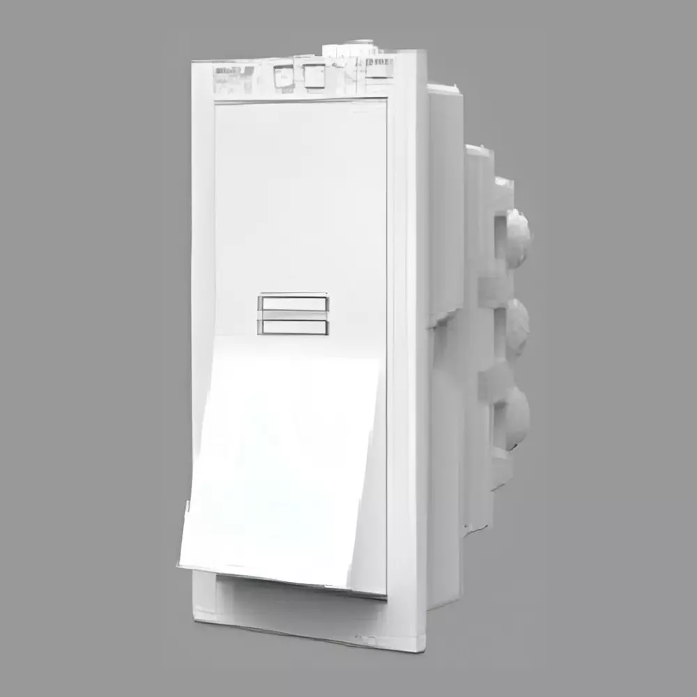 Cona Status 2 Way Switch 6 AX White, 9756