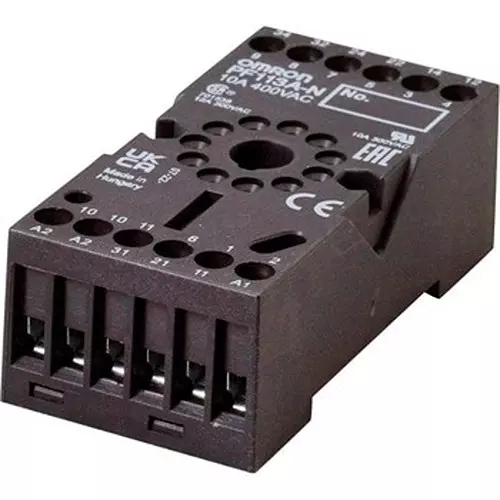 Omron Black Relay Socket 3 Pole