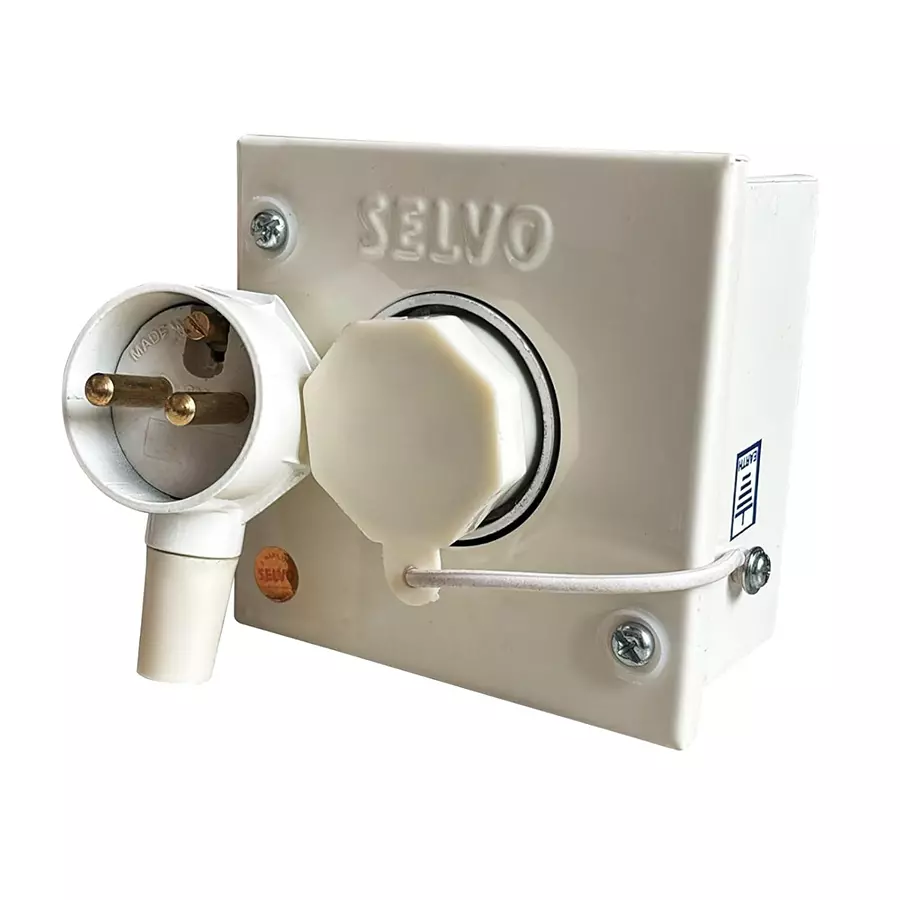 SELVO SPN Plug & Soecket Set Enclosure 3 Wire 240 V AC
