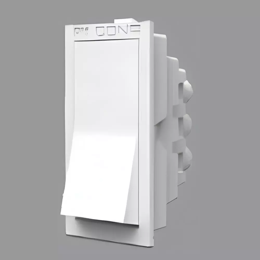 Cona Status 2 Way Switch 16 AX White, 9801