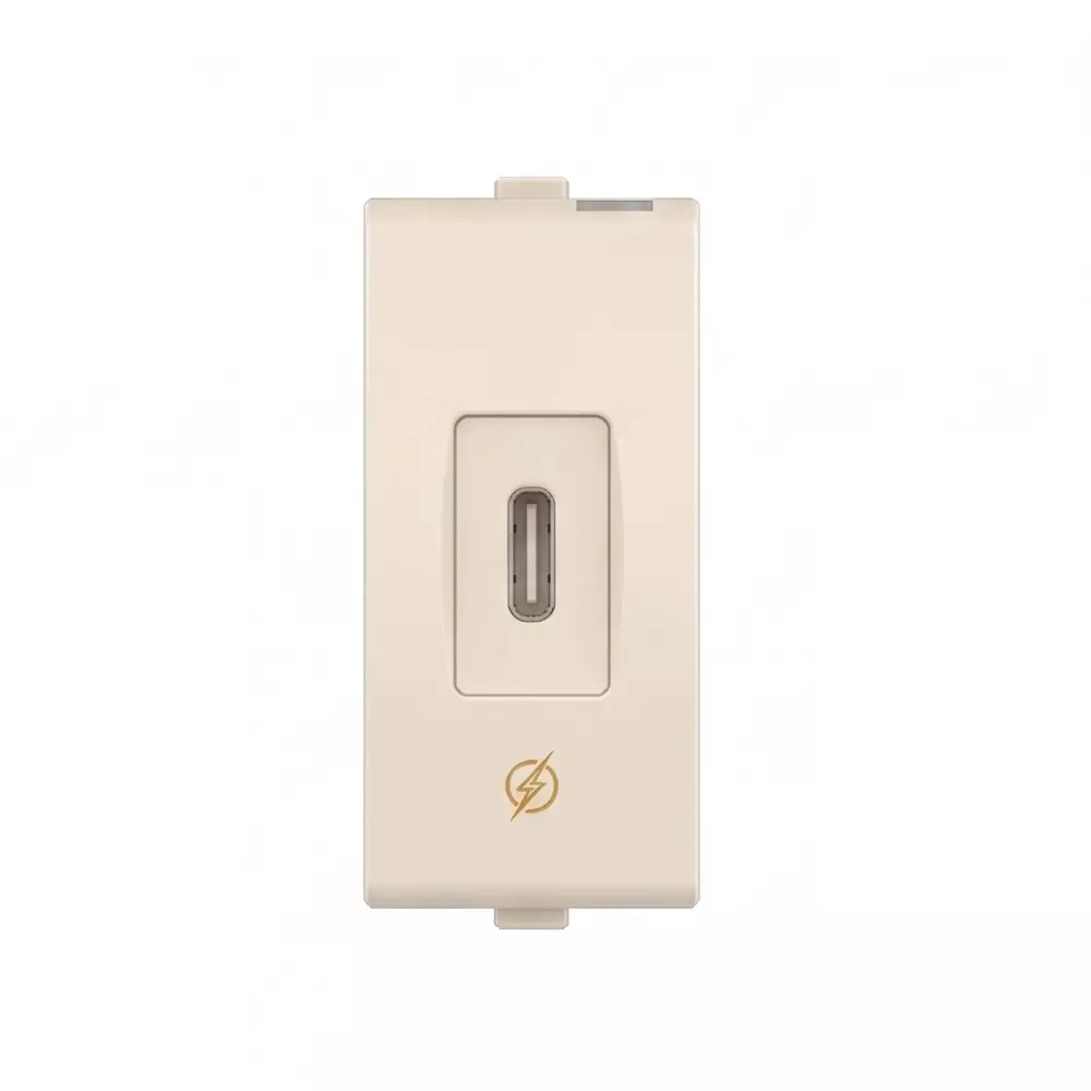 Goldmedal Curve Single Port C-Type Fast Charger 50–60 Hz White Jazz 240 V 1 Module, 101175