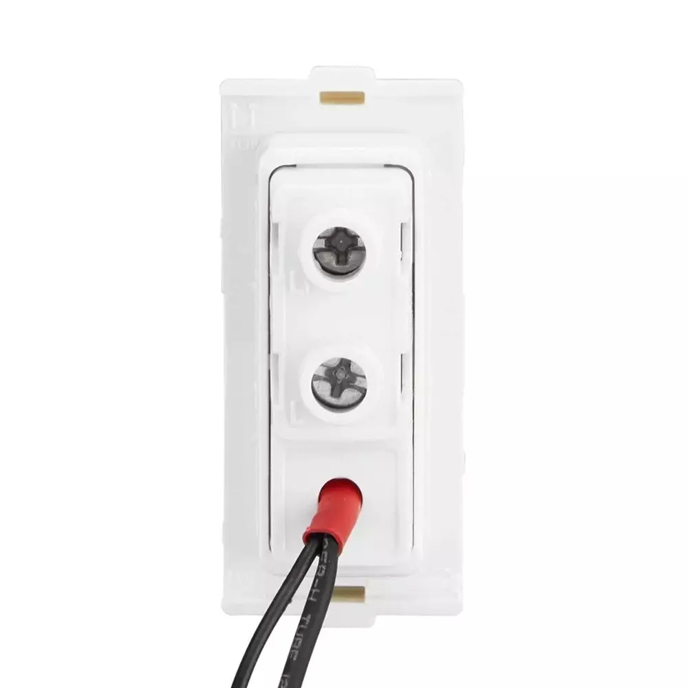 lt-lauritz-knudsen-engem-switch-with-indicator-white-color-1-way-1-modular-16-ax-current-cb93301sw16