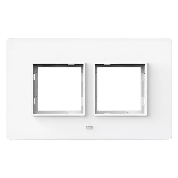 K9 Evoq Cover Plate With Base Frame Vogue 4 Module White, 9474 (Pack of 10)