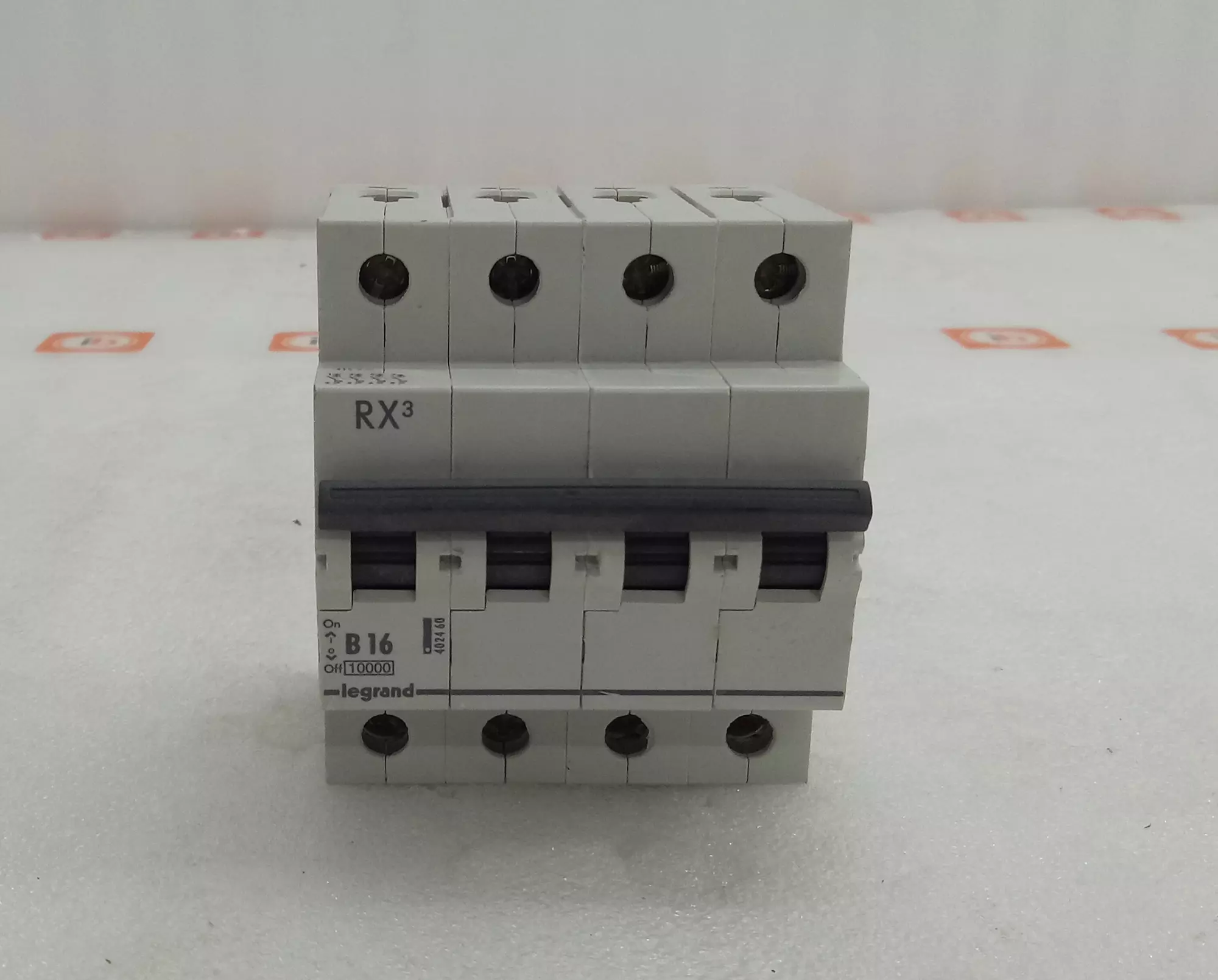 legrand-rx3-16a-4-pole-10ka-mcb