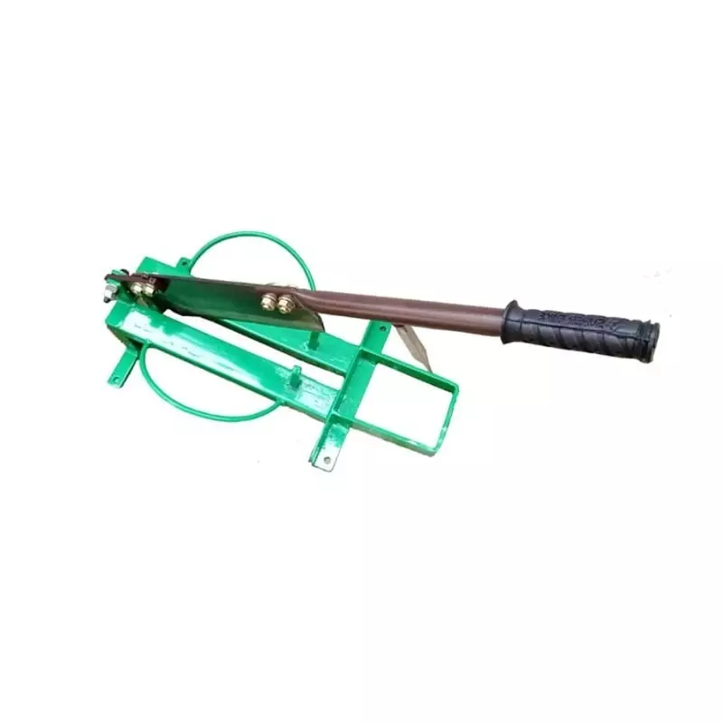 Vinayak Machines Tabletop Tender Coconut Cutting Machine Rectangular Blade Shape Stainless Steel