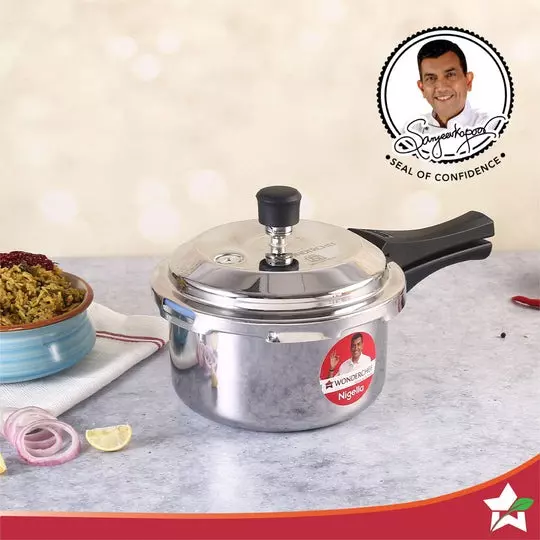 Wonderchef Nigella 3 L Pressure Cooker with Outer Lid Triply Stainless Steel Chrome ISI Certified, 63154772