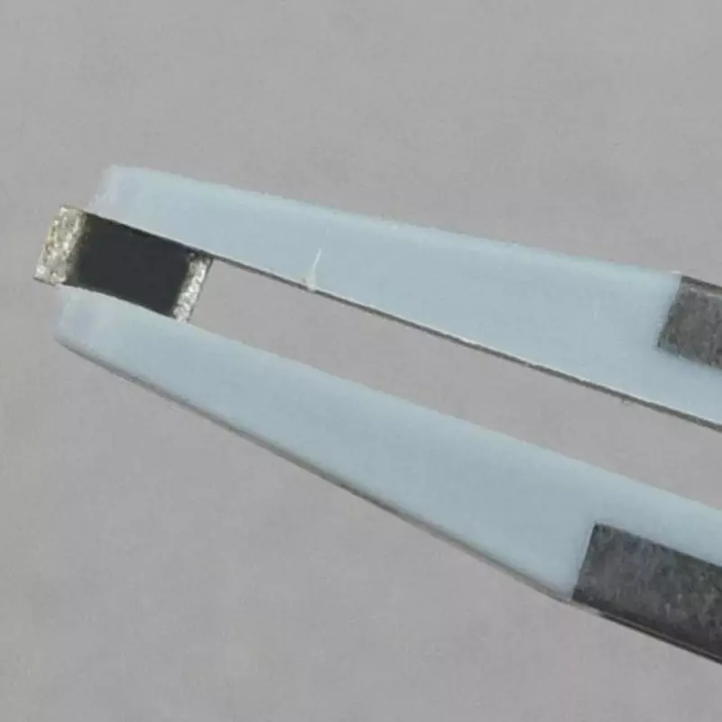 hozan-esd-soft-tip-tweezer-30-mm-r-type-tip-width-p-643-j