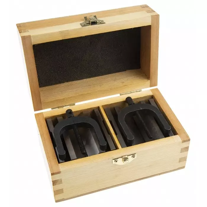 RS PRO Chrome Steel Screw Clamping V-Block, 31.1 mm Capacity Model No 4601089