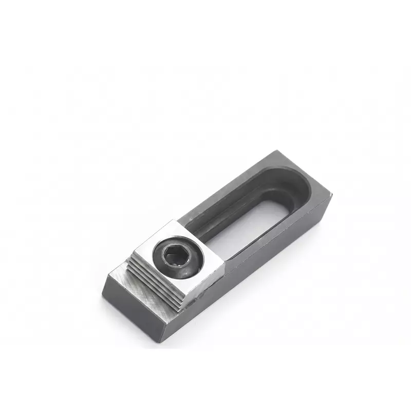 Unique Micro Edge Clamp With Hardened Jaws Cast Iron 30 mm Jaw Width Silver for Industrial Use, U2929