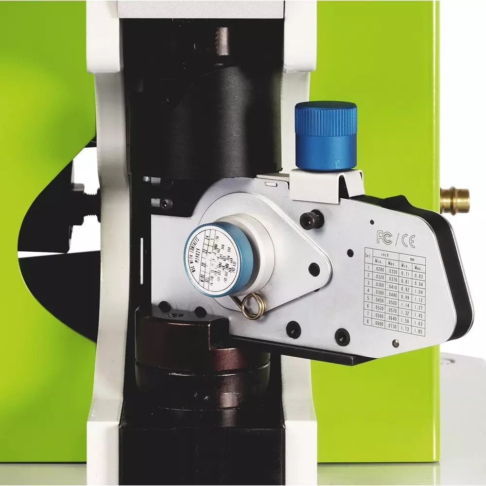 RENNSTEIG Single Locator with Adapter Ring 24x24x29 mm 10 g Reference Acc. To AS22520/2-02, R8738 1202 0