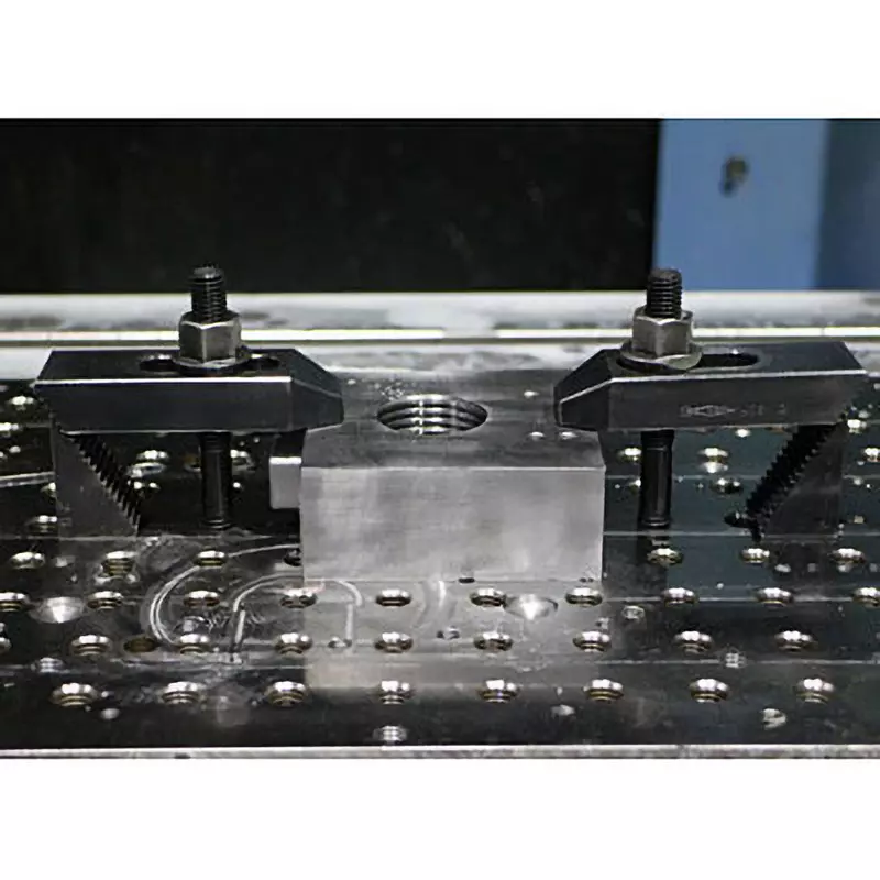 monotaro-stud-bolt-s45c-2-teeth-spacing-sb16200