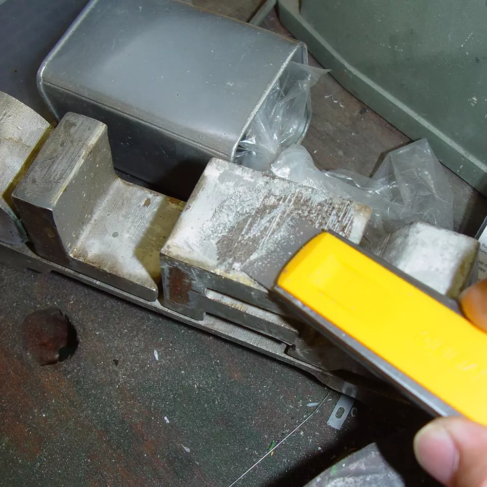 olfa-spare-cutter-blade-200b