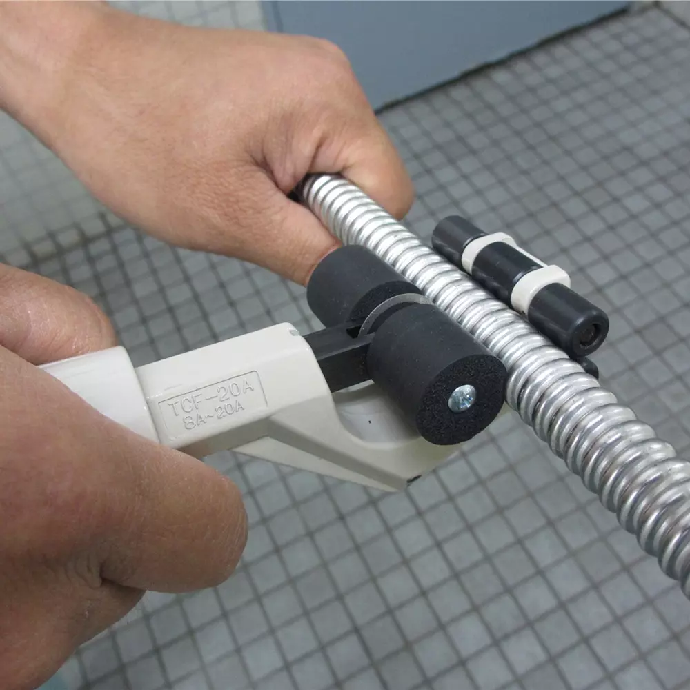 lobster-lobtex-flexible-pipe-cutter-tcf20a