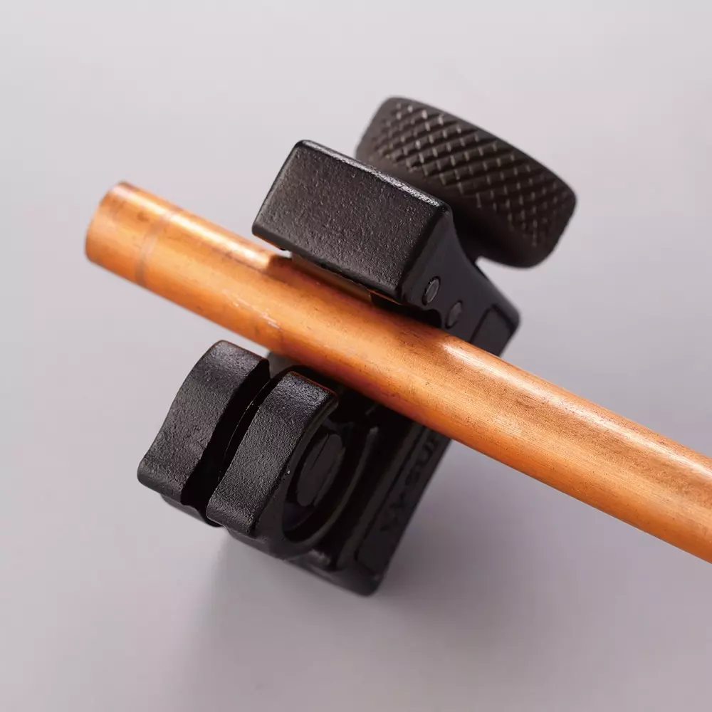 super-tool-black-takumi-tube-cutter-tc103nb