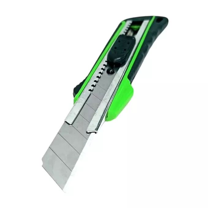 Darit Smash Professional Ratchet Lock Utility Cutter 175 mm Length Anti Slip Handle Black for Industrial Use, AM 202