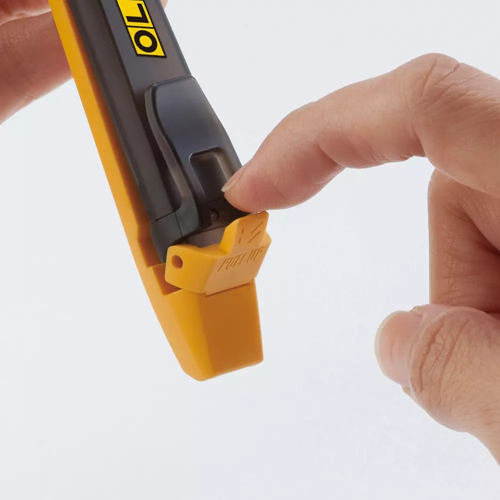 olfa-utility-cutter-knife-208b