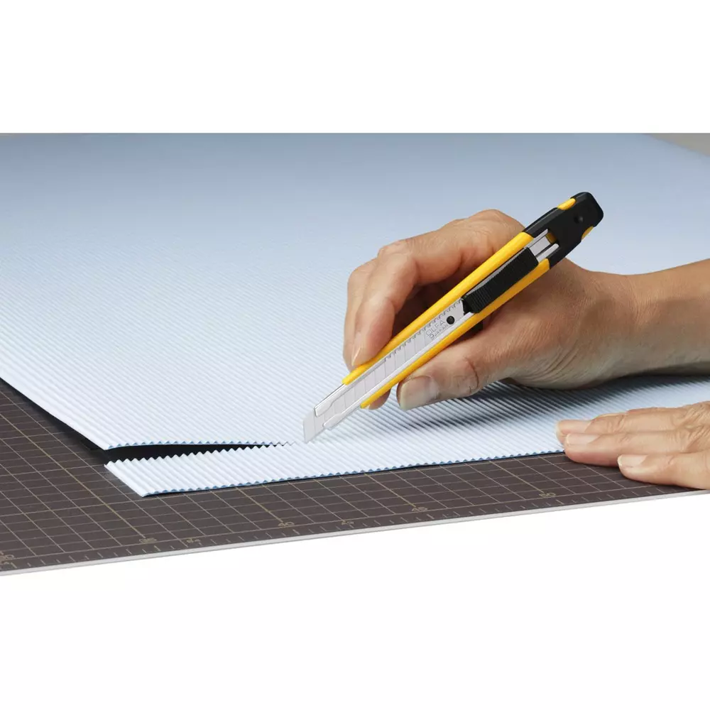 olfa-safety-cutter-215bs