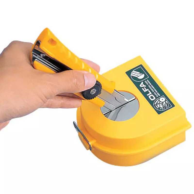 olfa-safety-blade-disposal-poki-l-type-158k