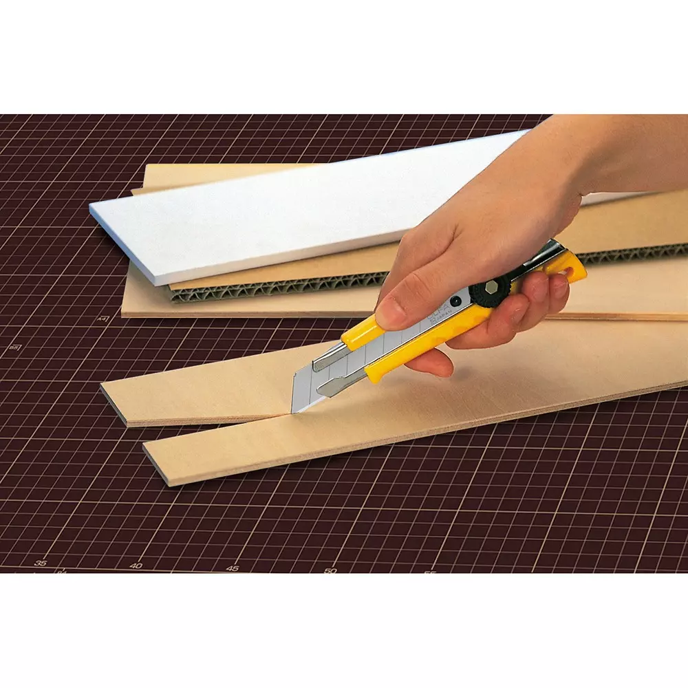 olfa-utility-cutter-knife-11bs