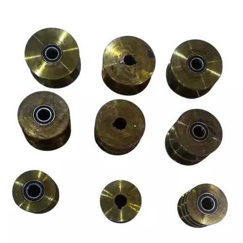 Radhika Pipe Bending Machine Die Kit 12-50 mm Pipe Bend Capacity Golden for Industrial Use