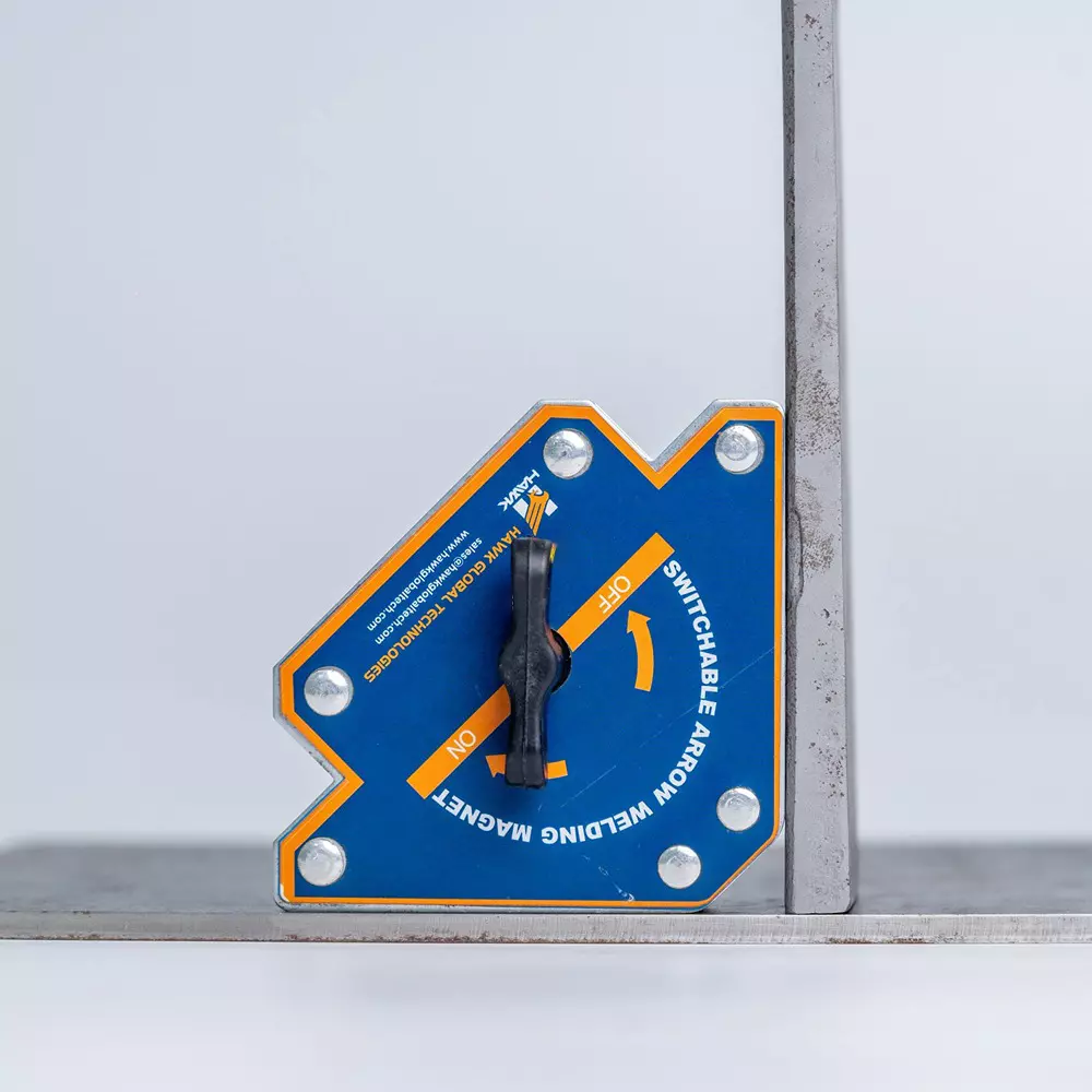 HAWK 15-20 Kg Pull Force Switchable Arrow Welding Magnet, WM-SAM-020