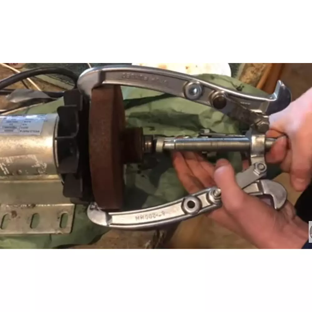 MEC Heavy Reversible Bearing Puller Drop Forged Steel 3 Legs/Jaws 203 mm (8 inch), MEC5414