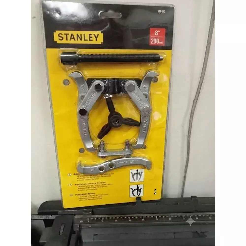 stanley-3-jaw-bearing-puller-size-8-inch-200-mm-and-heat-treated-chrome-vanadium-steel-body-stht20011