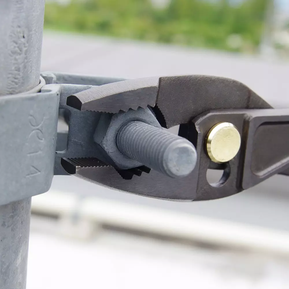 fujiya-ultra-lightweight-combination-plier-165-mm-overall-length-230-165-bg