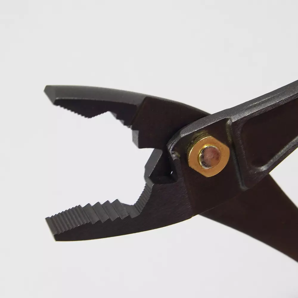 fujiya-ultra-lightweight-combination-plier-200-mm-overall-length-230-200-bg