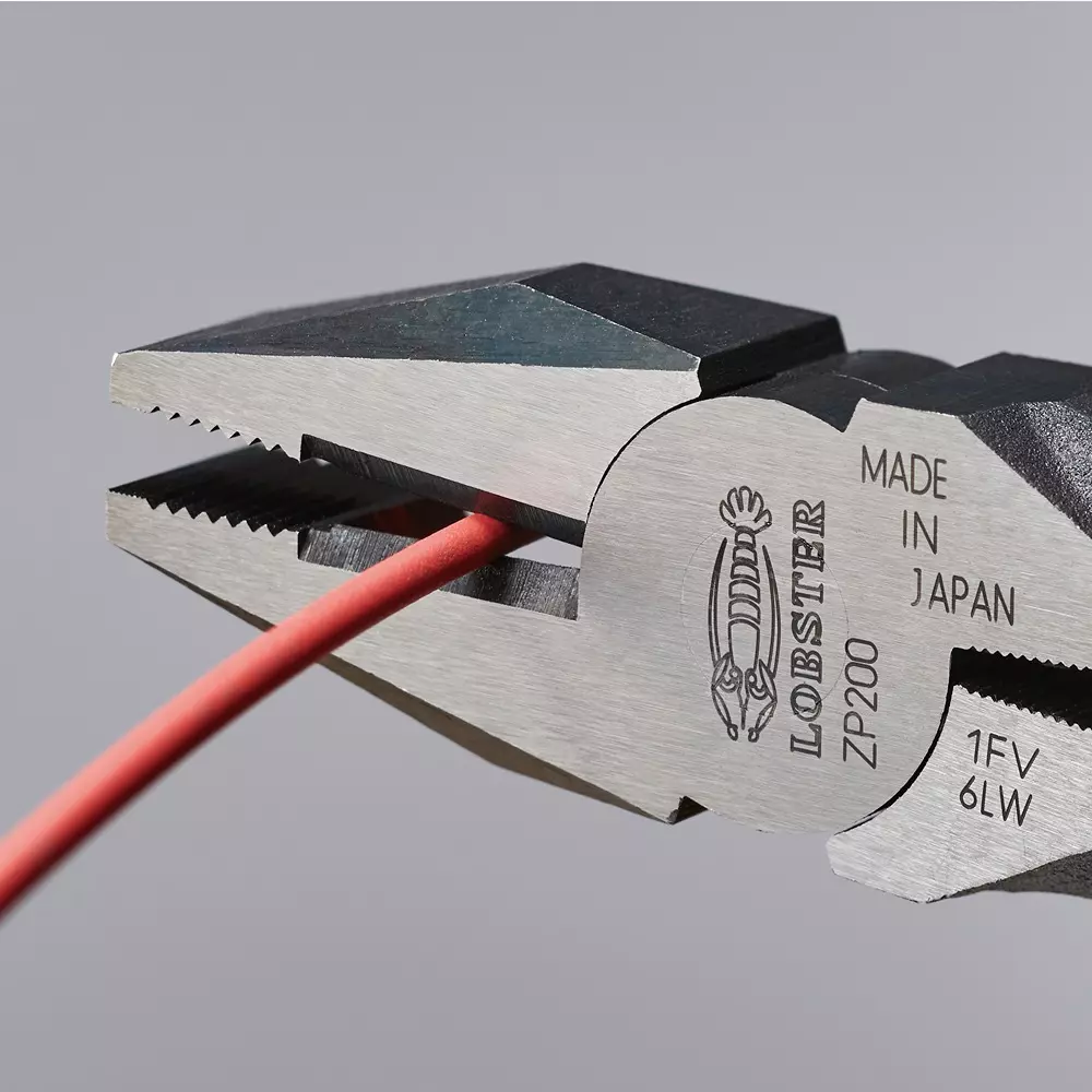 lobster-lobtex-resin-grip-plier-188-mm-overall-length-j175p