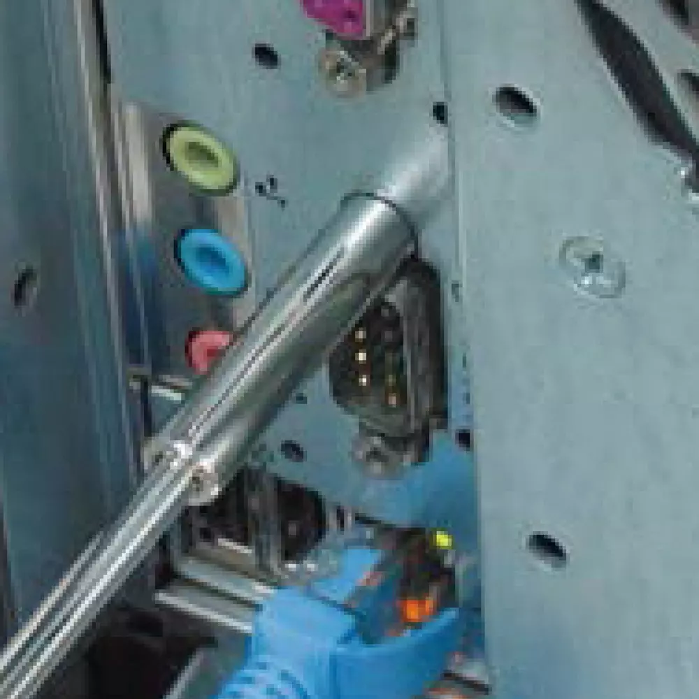 engineer-nut-driver-130-mm-overall-length-socket-tip-dn-01