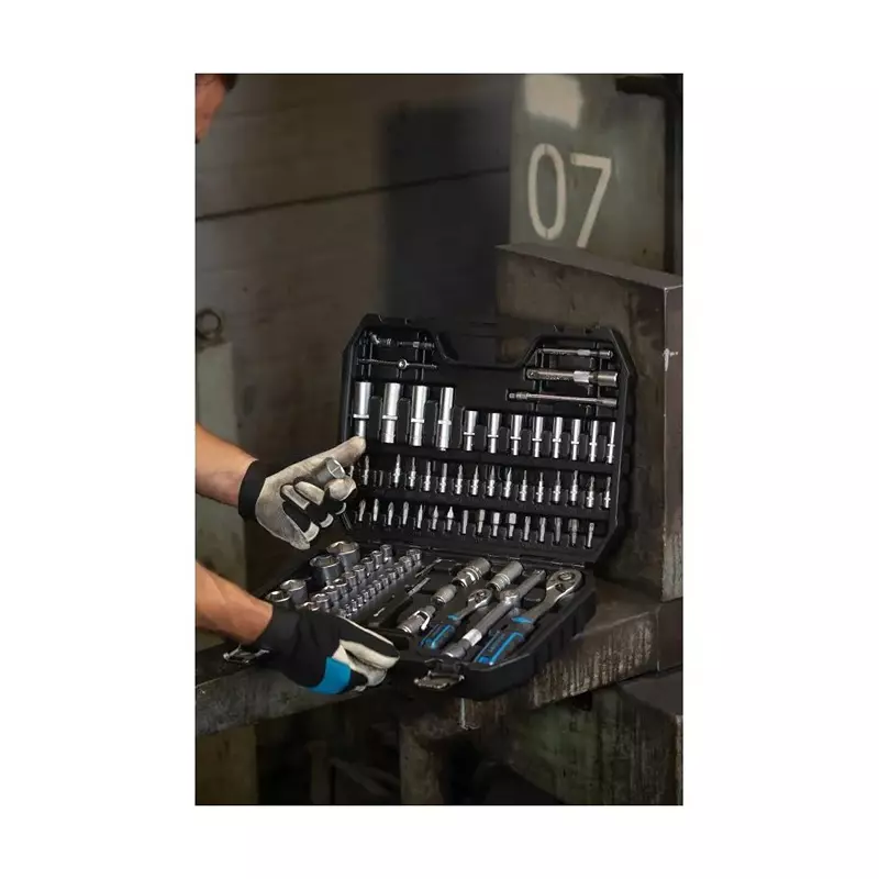 hogert-technik-112-pcs-tool-set-drop-forged-construction-and-72-teeth-ratchet-mechanism-ht1r232