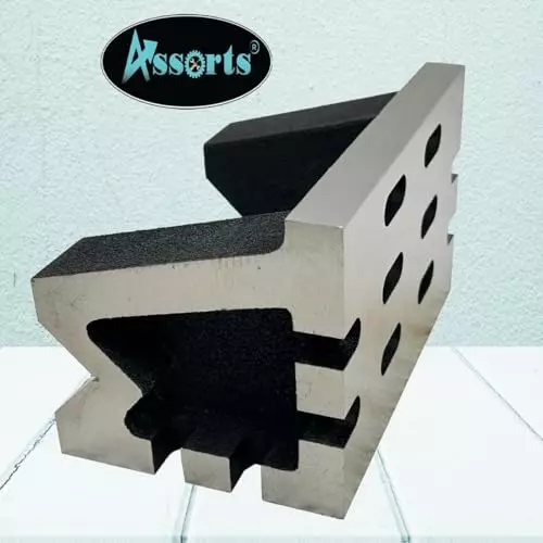 Assorts Quality Precision Graded Angle Plate Cast Iron Slotted 100x100x150 mm