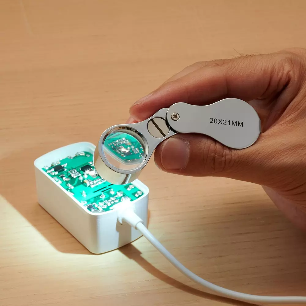 monotaro-led-light-magnifier-82x25x20-mm-46894375