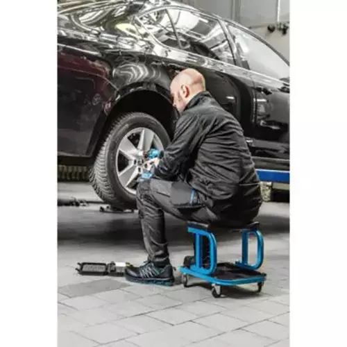 hogert-technik-workshop-seat-130-kg-maximum-load-capacity-and-oil-resistant-vinyl-seat-ht7g561