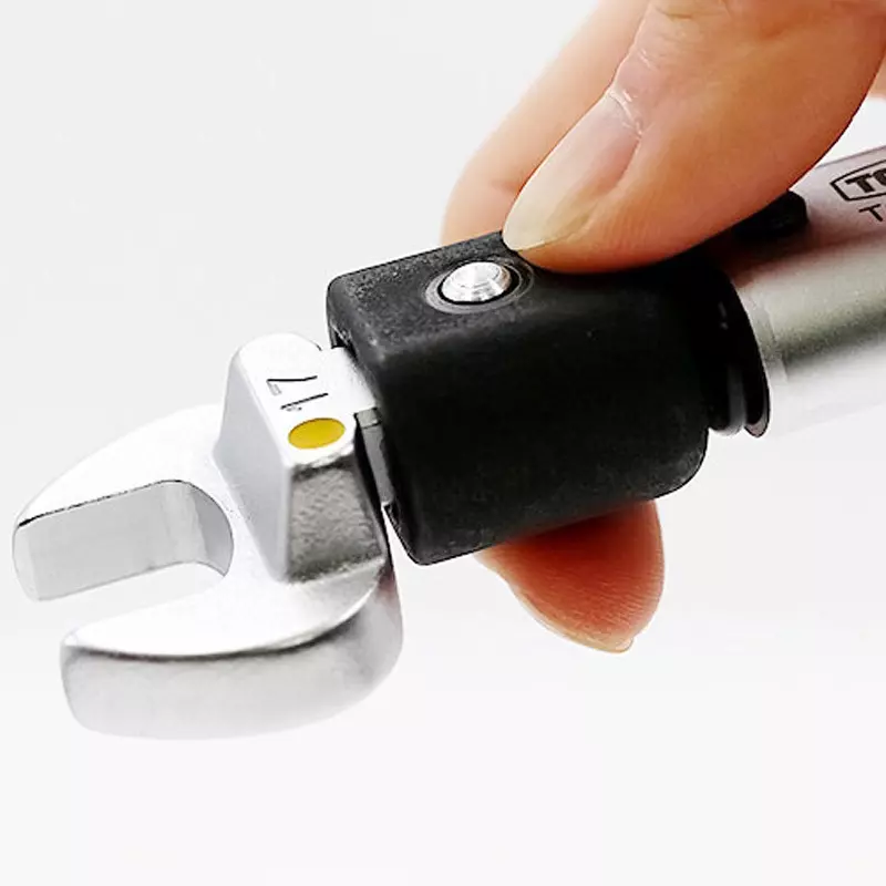 TONE Torque Wrench For New Refrigerants Replaceable Spanner Head 17(16N.m)/22(38N.m)/26(55N.m)/29(75N.m) Width Across Flates, TCSP01