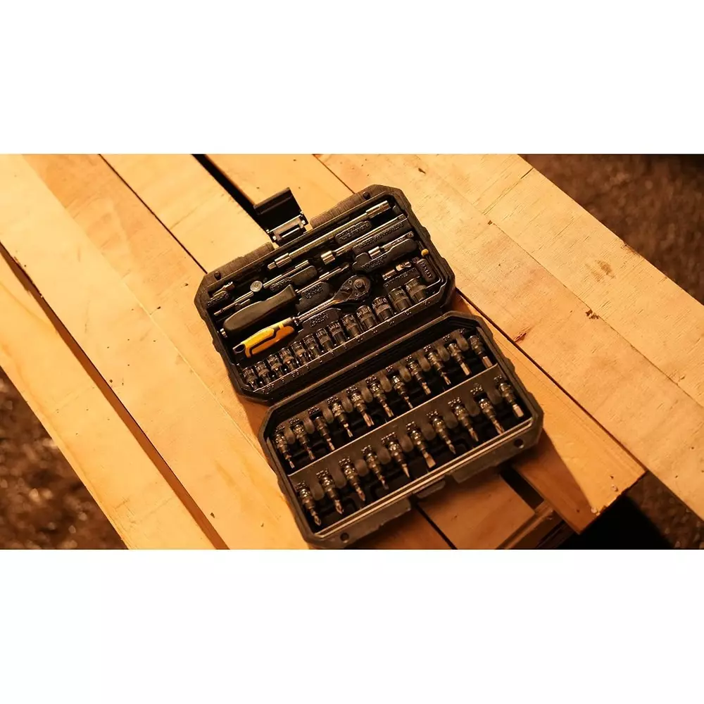 stanley-46-pcs-socket-set-with-ratchet-handle-14-inch-635-mm-square-drive-and-chrome-plated-finish-stmt79055