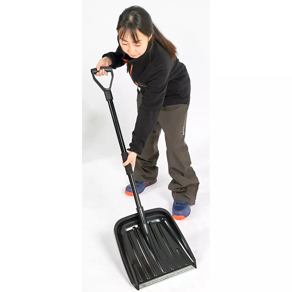 trusco-snow-shovel-cnb1200