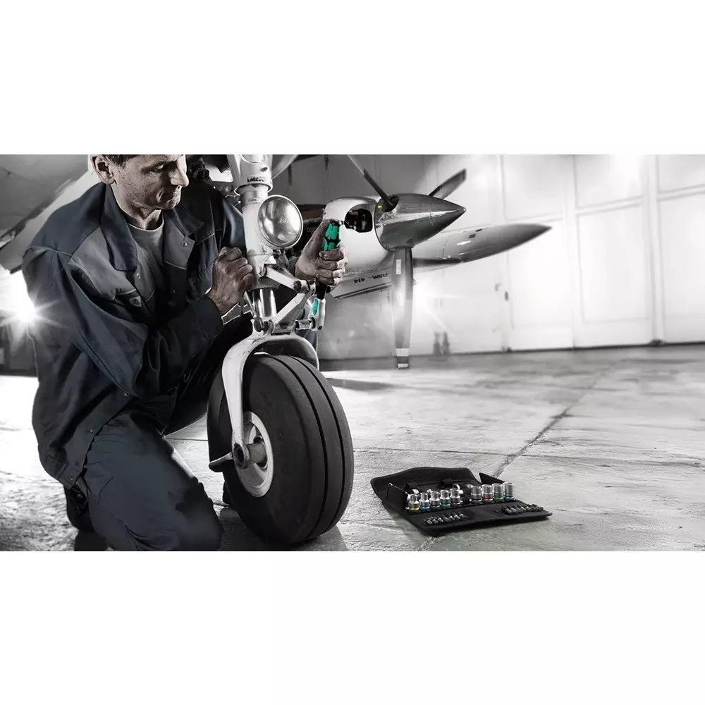 wera-8790-hmc-zyklop-socket-with-12-inch-127-mm-drive-17-mm-tip-size-and-37-mm-total-length-5003608001