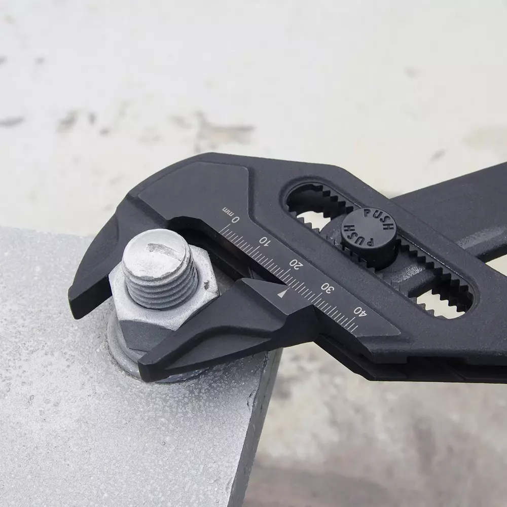 fujiya-kurokin-power-monkey-plier-flm-45-bg