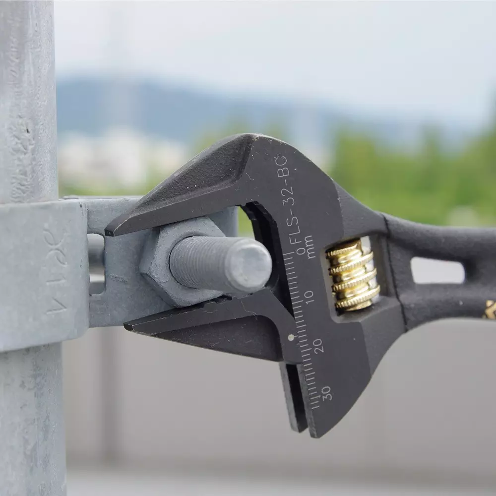 fujiya-light-short-monkey-wrench-fls-32-bg