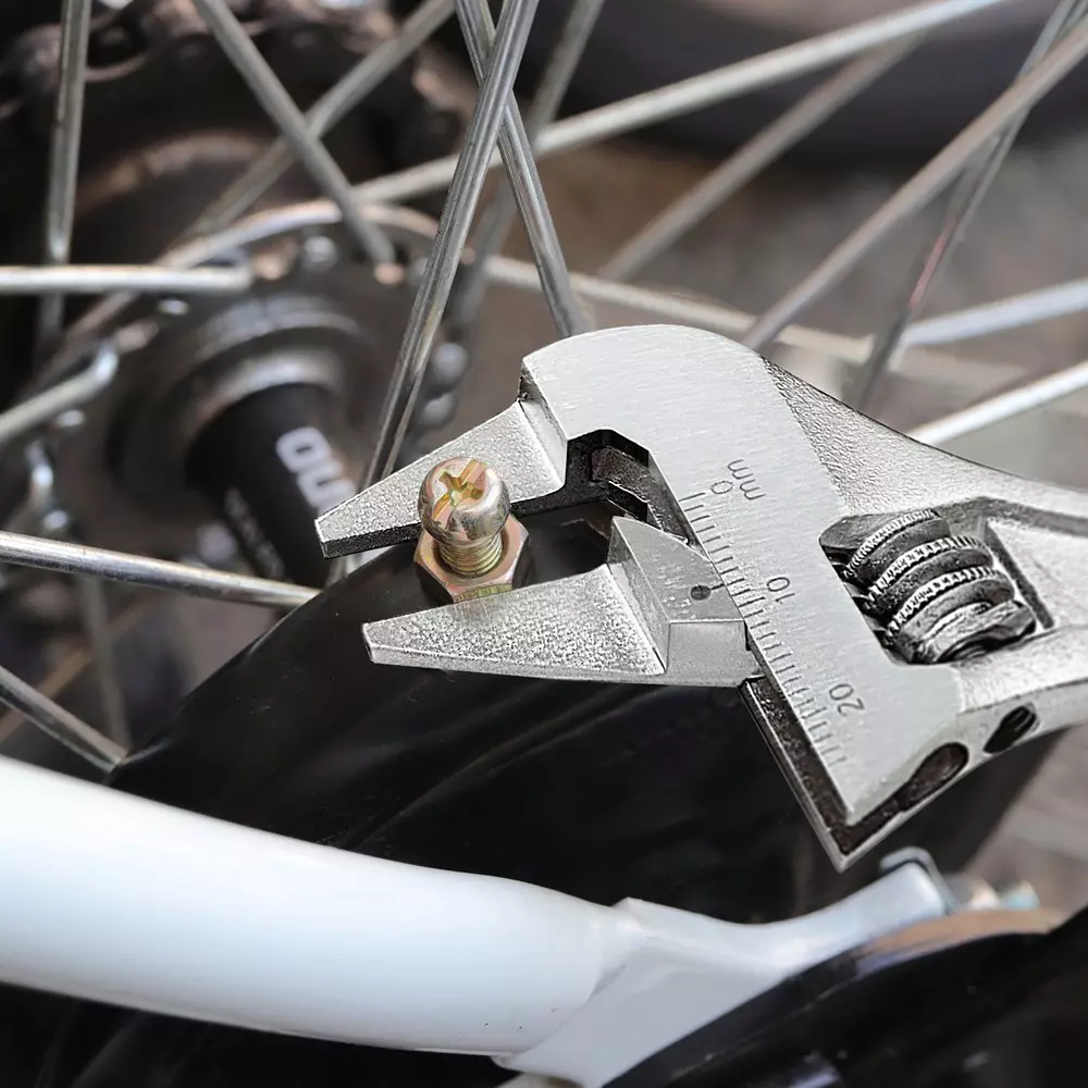 engineer-smart-monkey-spanner-twm-07